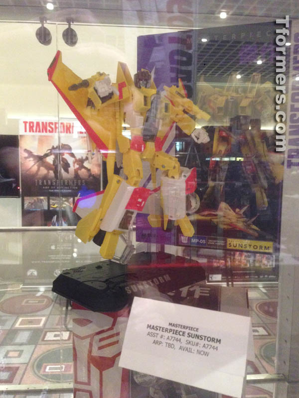 BotCon 2014 Hasbro Booth Images Dinobots Knights Of Unicron  (21 of 87)